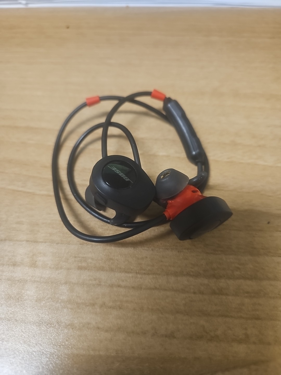 Bose SoundSport Pulse Wireless Headphones Power Red READ Description