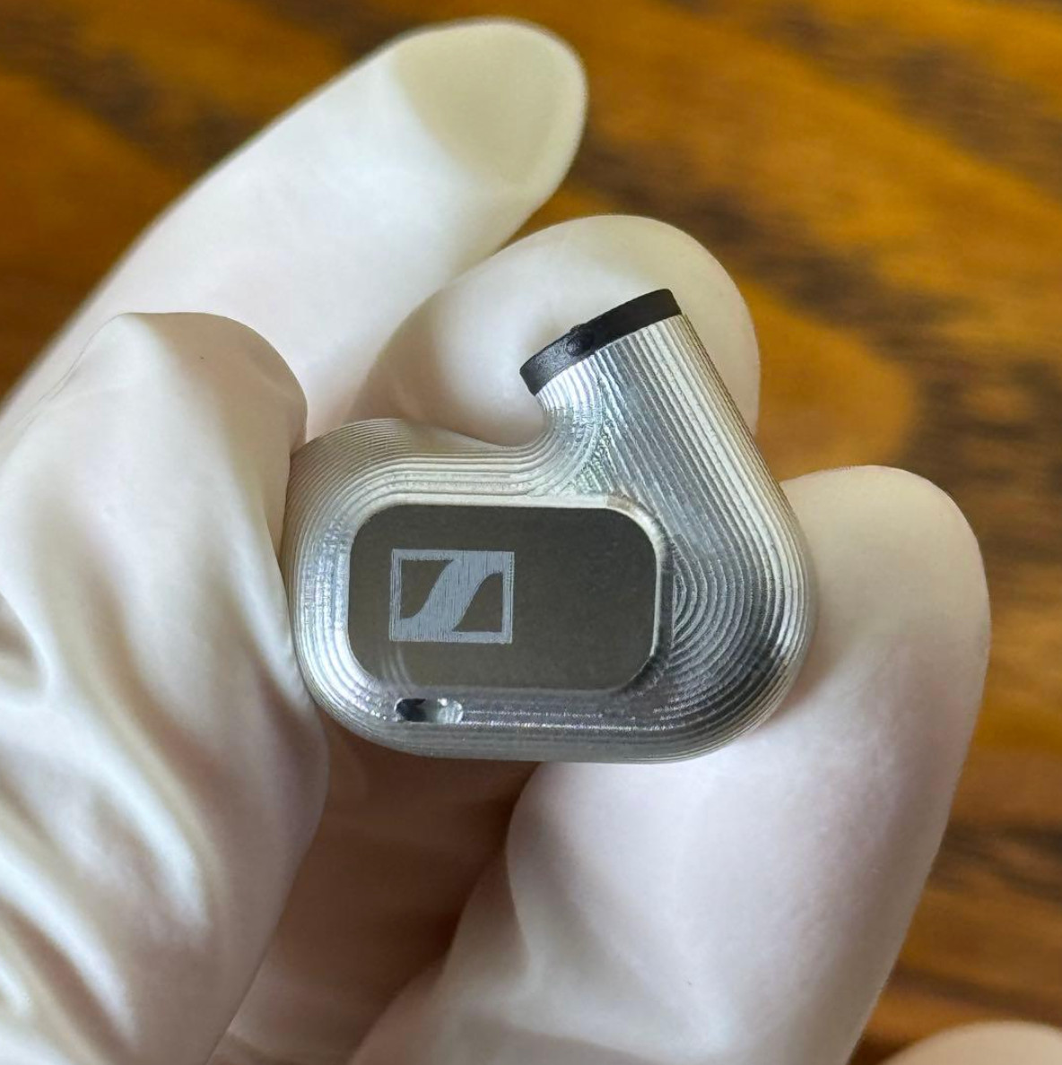 Sennheiser IE 900 Wired Audiophile Headphones Silver Confirmed Operation Used