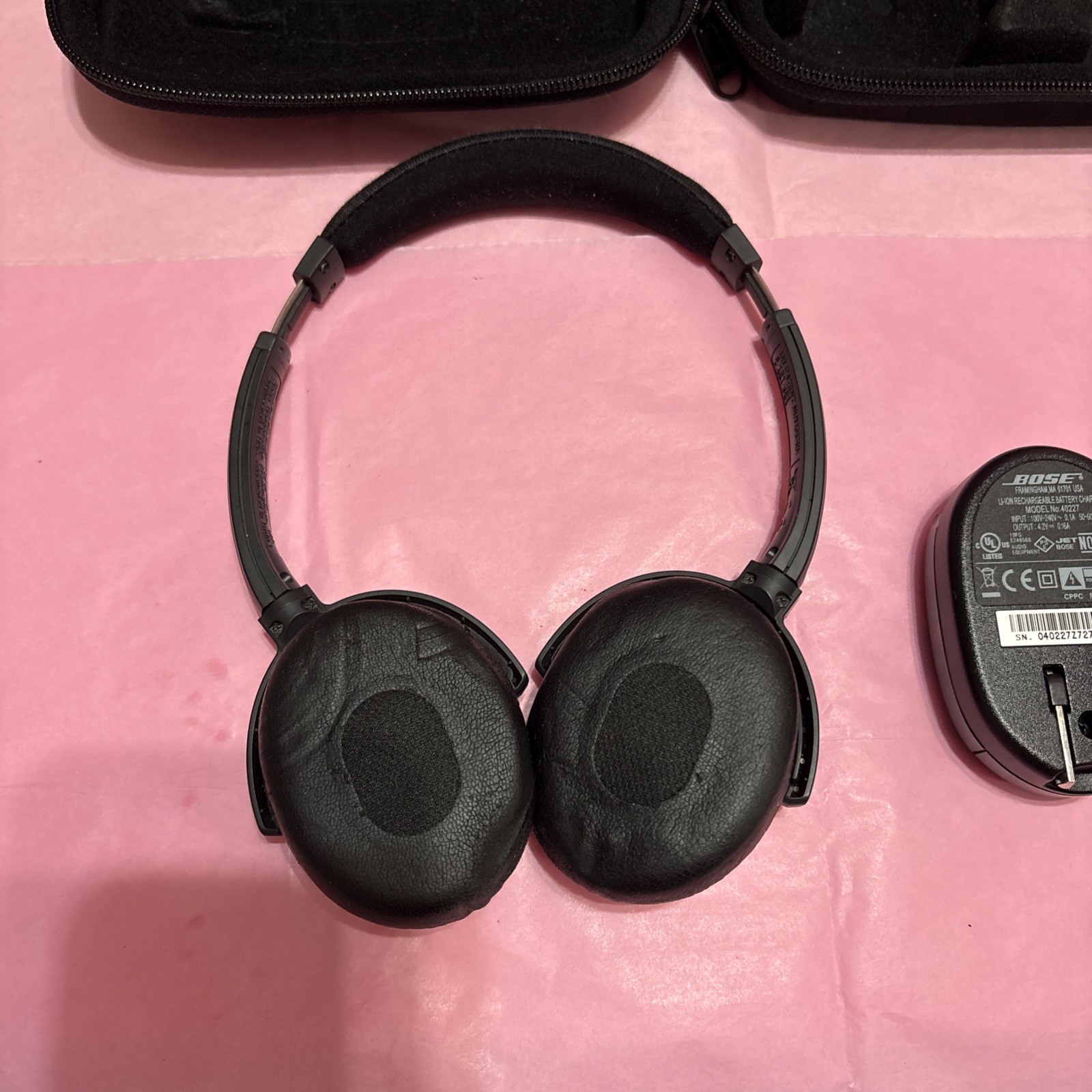 Bose QuietComfort 3 QC3 Noise-Cancelling Headphones, Black and Silver
