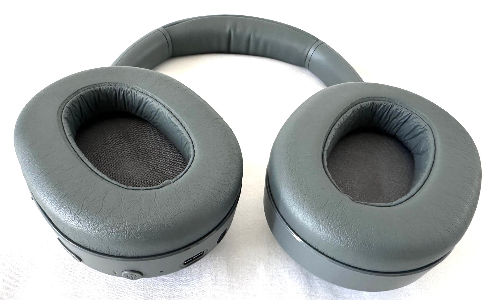 Sony ULT WEAR 900N Wireless Noise Canceling Headphones Gray Broken but Works
