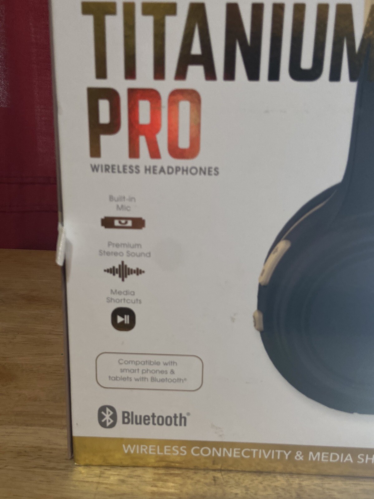 Titanium Pro Wireless Over Ear Headphones Built In MIc Bass Boost Bluetooth Blu