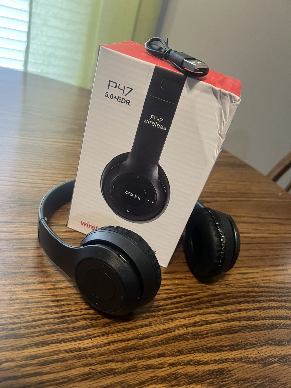 P47 Wireless Bluetooth 5.0 Over Ear Headphones with Mic and Foldable Design