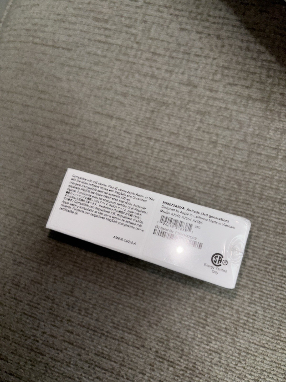 Apple AirPods Gen 3 Brand new & Sealed (2 of 3)