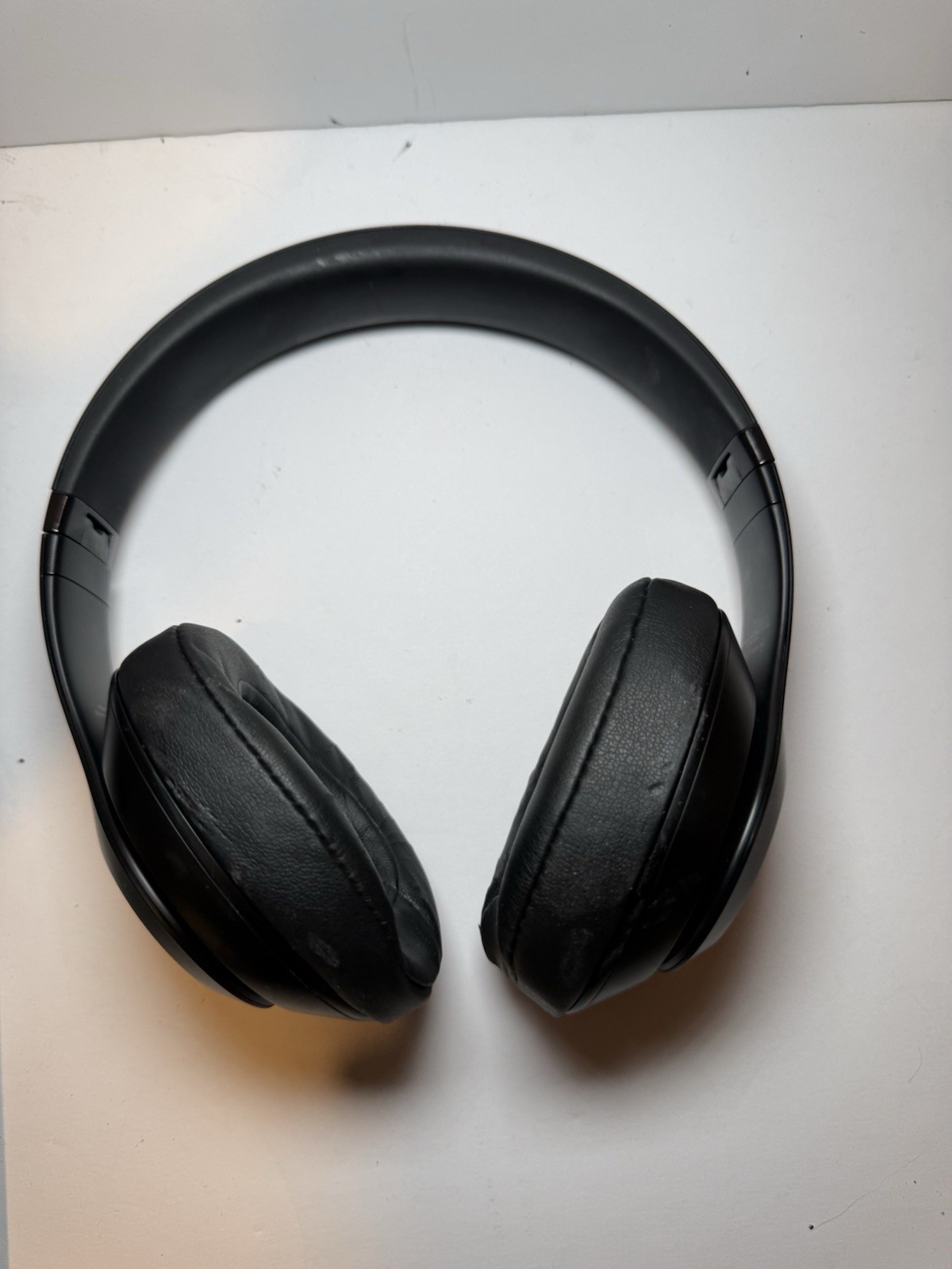 Beats Studio3 Wireless Over-Ear Bluetooth Headphones Black