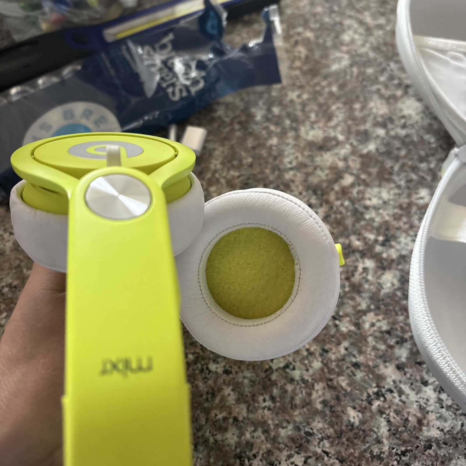 Beats ‘Mixr’ Wired Neon Green Limited Edition David Guetta DJ Headphones