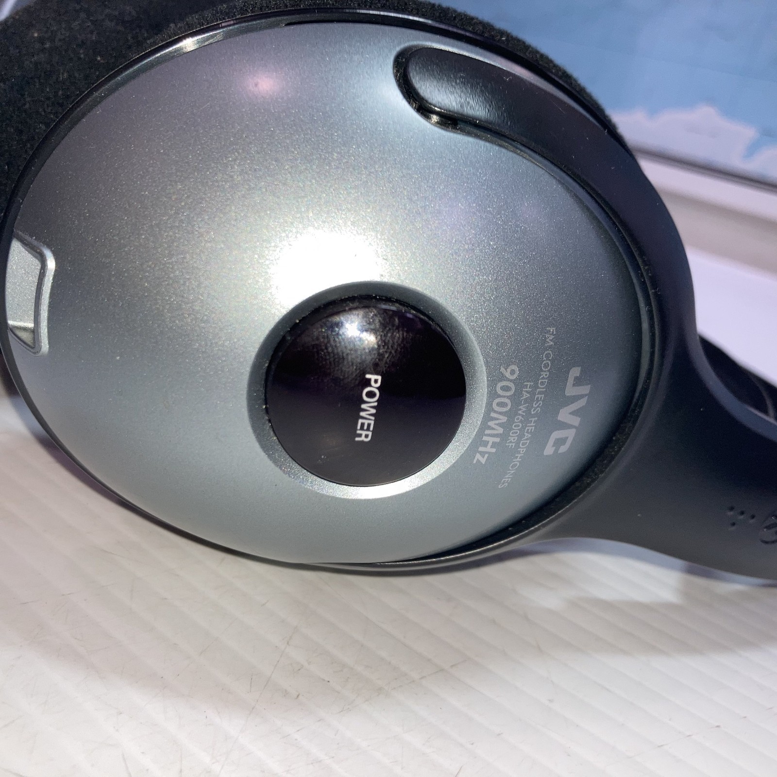 JVC HA-W600RF 900MHz Wireless Headphones w/ Transmitter Power Adapter Base