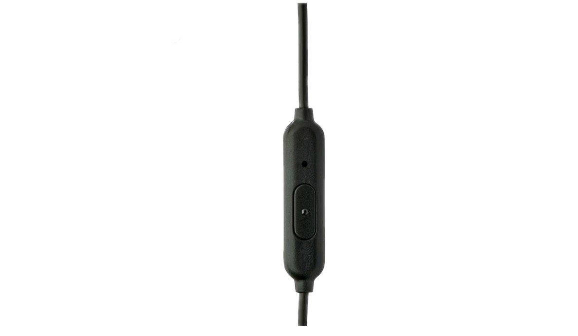 Onn Wired Earphones with Mic and 3.5mm Plug in Black LOT (4X)
