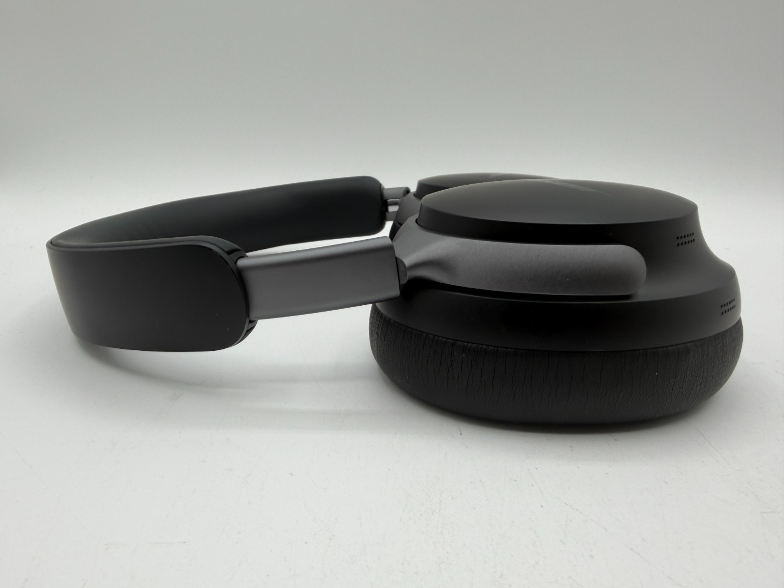Bose QuietComfort Ultra Wireless Noise Cancelling Headphones Black Tested