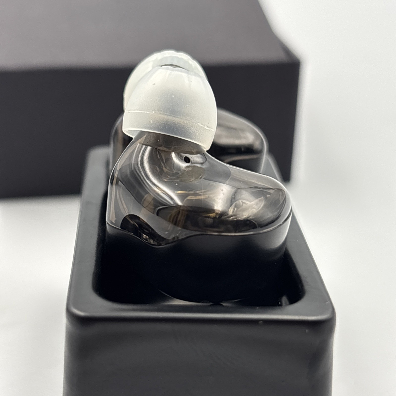 KZA Coustics Vibe X in Ear Monitor, HiFi IEM Earbuds USB-C New Open Box Tested