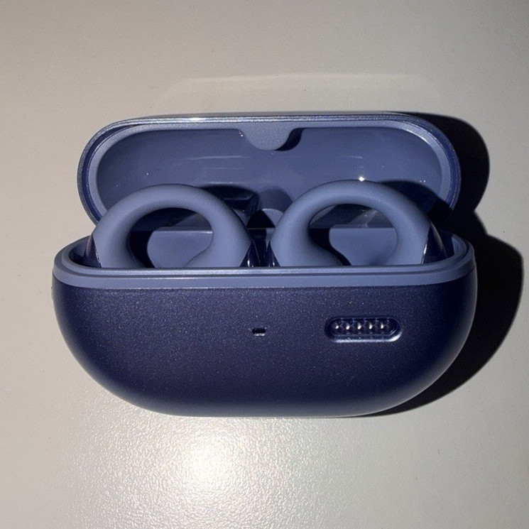 SoundPEATS Pearl Clip Wireless Bluetooth In-Ear Earbuds Purple Charging Case