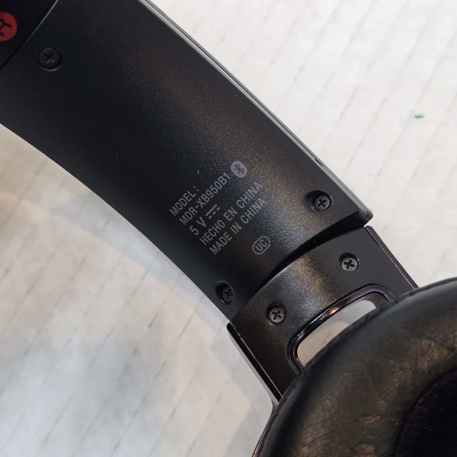 Sony MDR-XB950BT Wireless Headphones Over-Ear Extra Bass Black