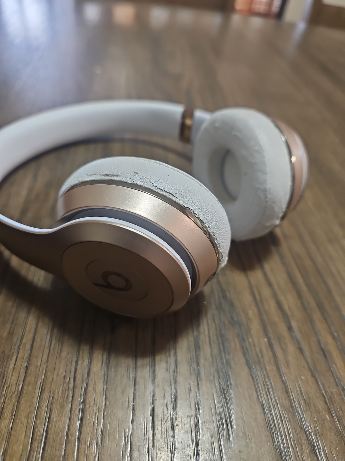 Beats by Dr. Dre Beats Solo3 Wireless On-Ear Headphones – Rose Gold! Works Great
