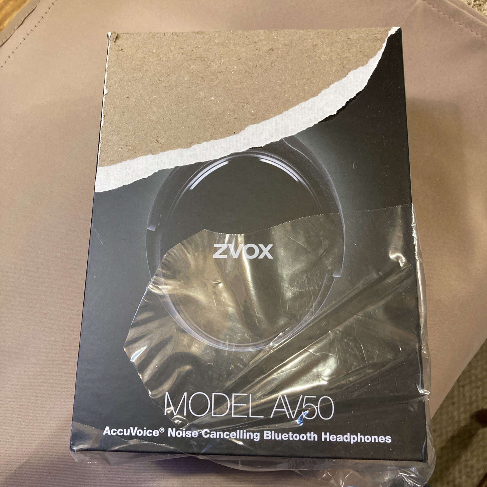 Zvok Accu Voice Headphones Model AV50 Noise Cancelling Bluetooth Headphones