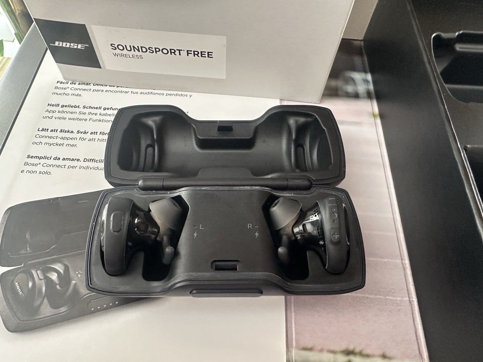 Bose SoundSport Free Wireless Earbuds Sweatproof Bluetooth Headphones- For Parts