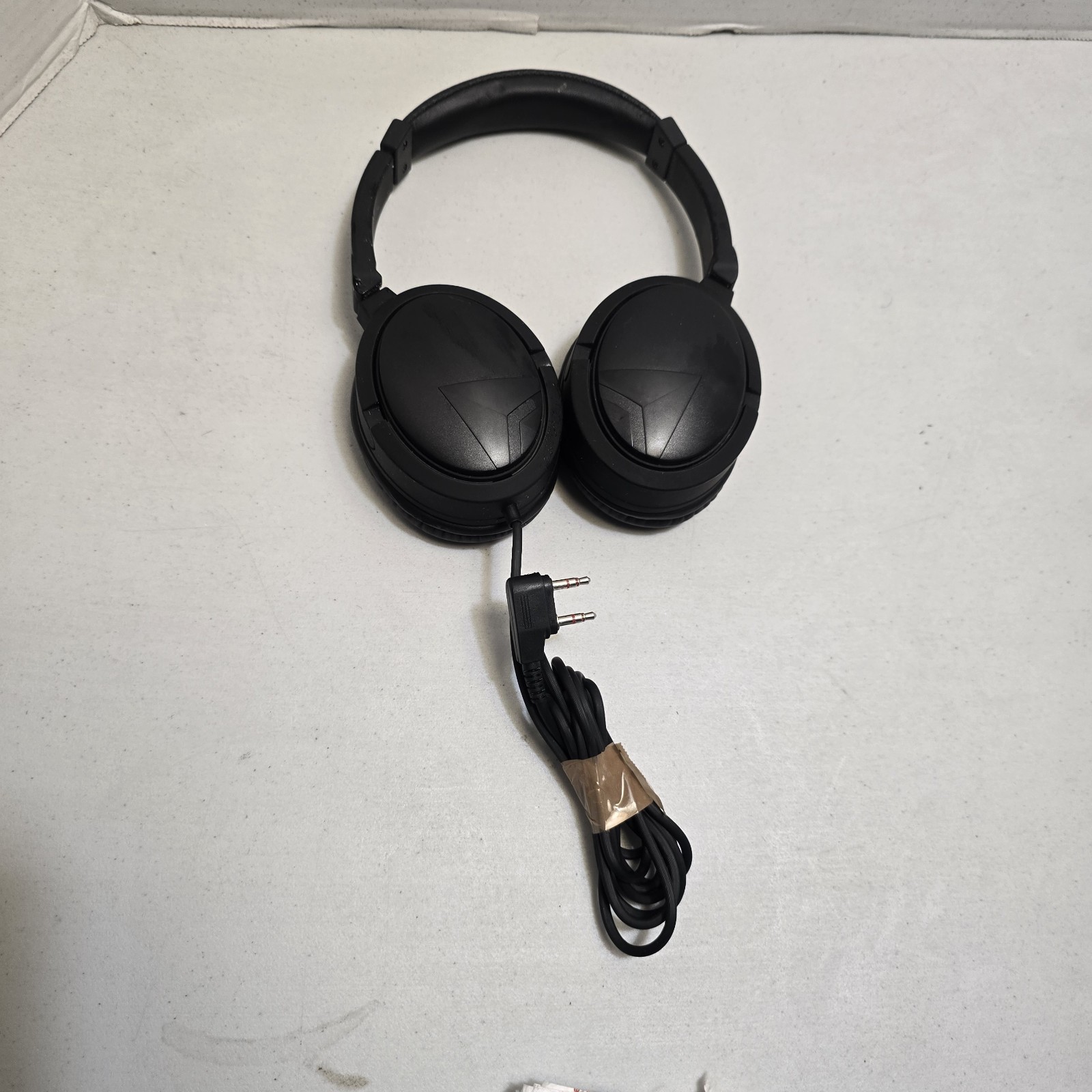 Delta Airlines Premium Noise Canceling Headphones Wired 208423-LN1-52 Works