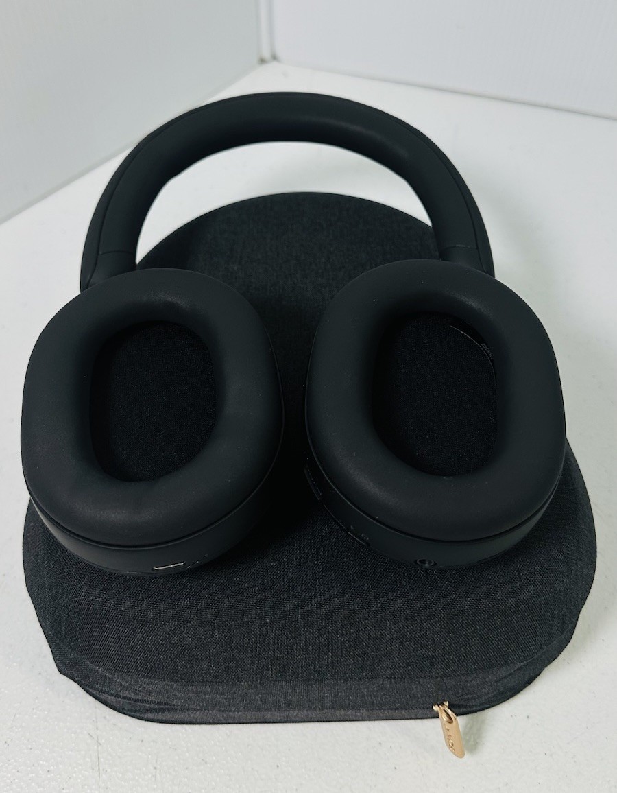 Sony YY2954 Wireless Over-Ear Bluetooth Headphones Black