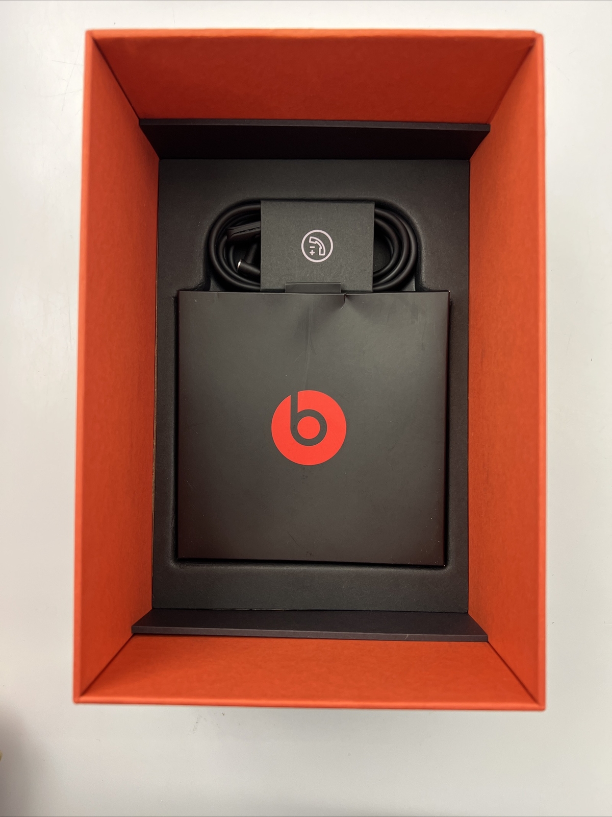 Beats by Dr. Dre Solo3 Over the Ear Headphone – Gloss Black