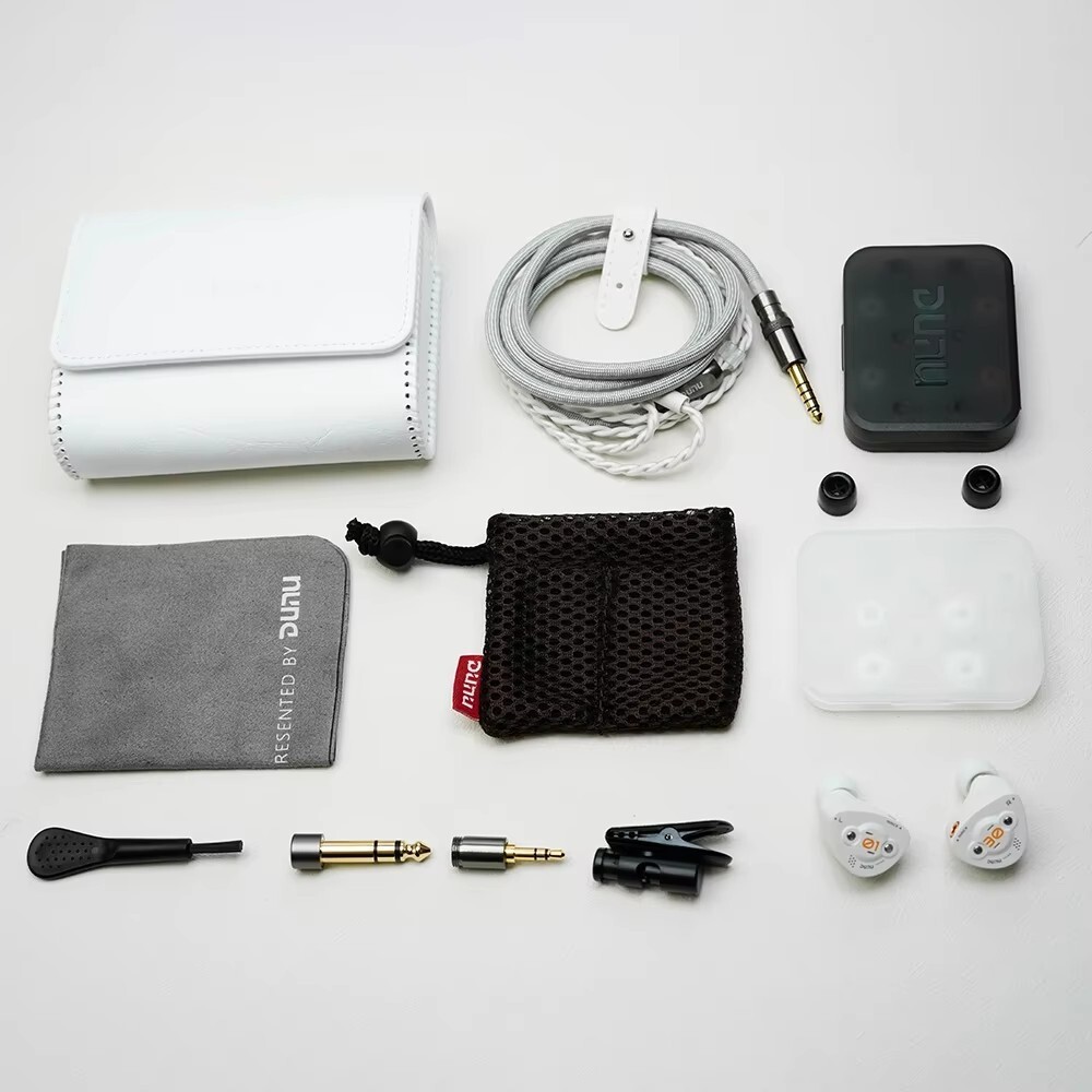 DUNU DK3001 BD 1 Dynamic 4 Balanced Armature 4 Planar Configuration HIFI In-ear