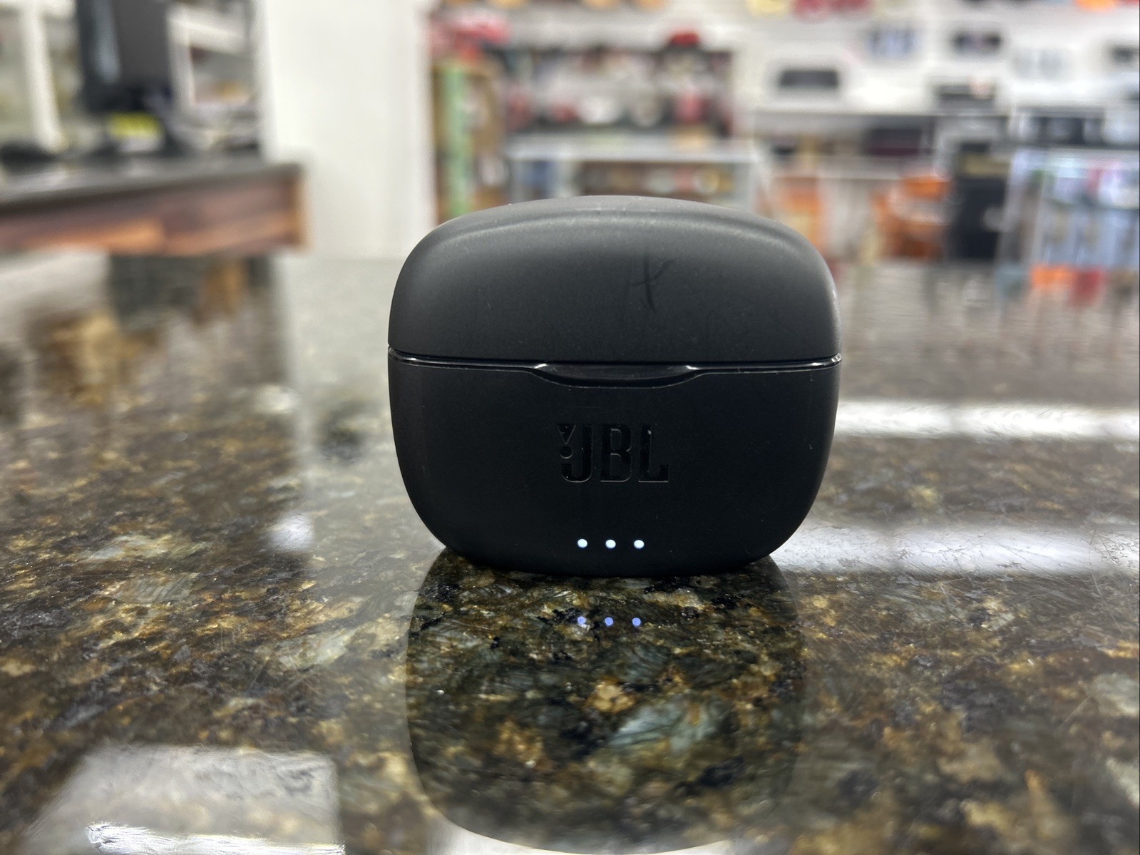 JBL Tune 215TWS