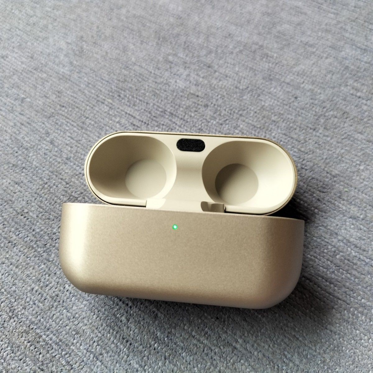Panasonic Technics EAH-AZ100 Earbuds Only Charging Case Champagne Gold