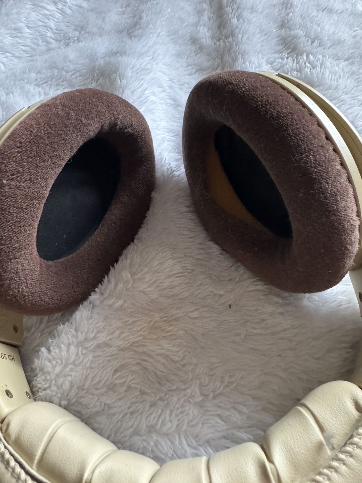 Sennheiser HD 598 Over-Ear Headphones – Ivory