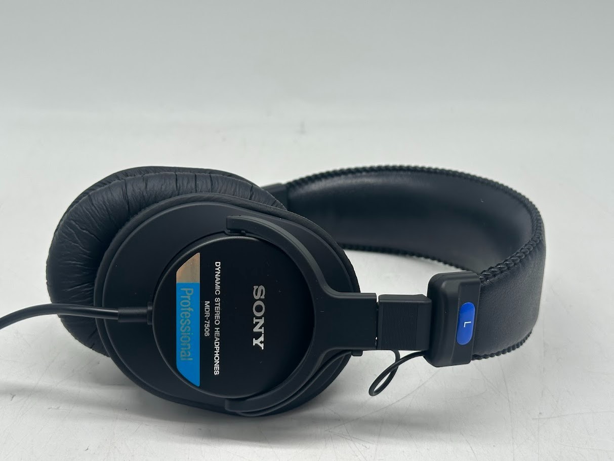 Sony MDR7506 Professional Stereo Monitor Headphones – Black