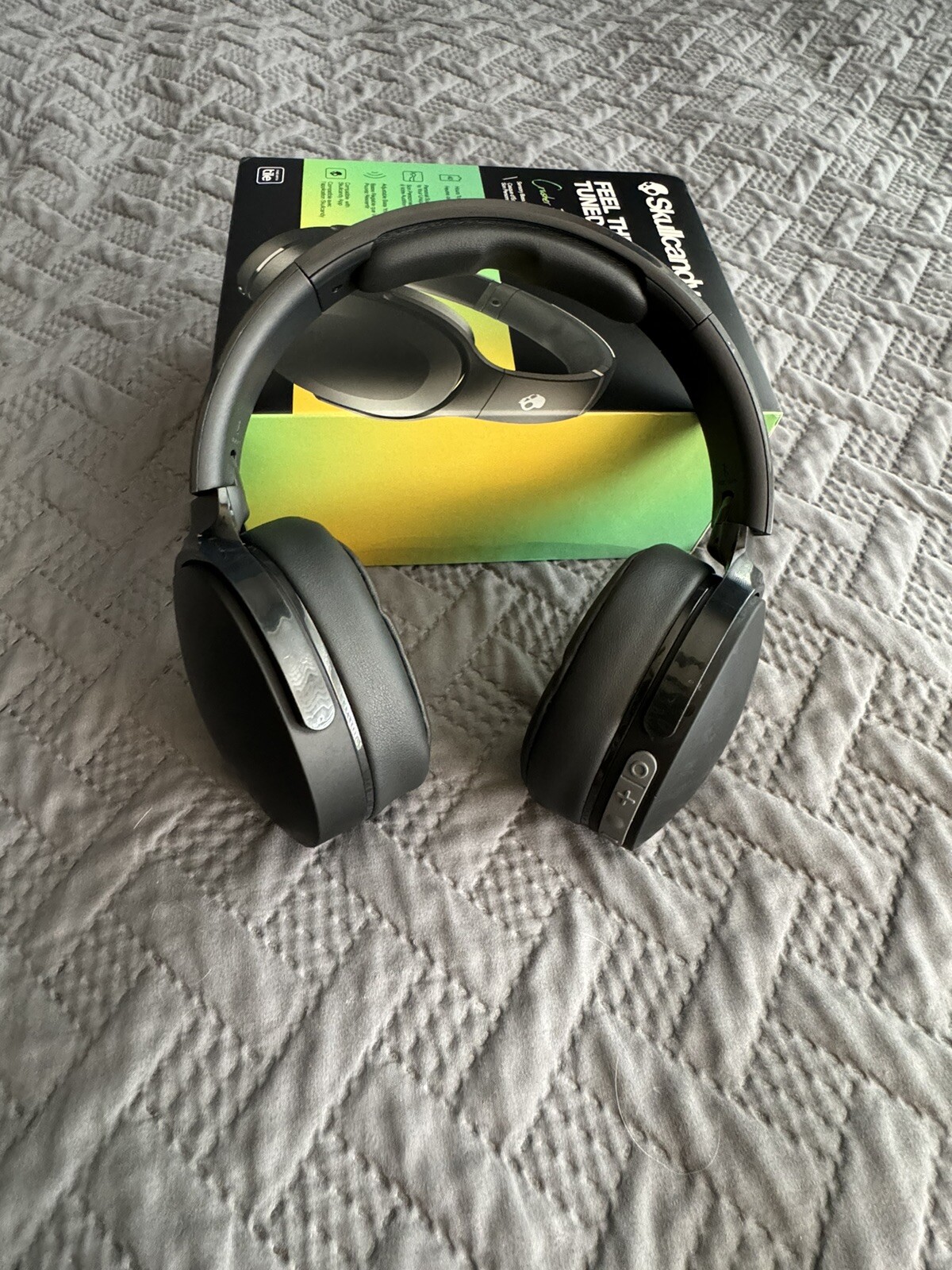 Skullcandy Hesh Evo S6HVW-N740 Bluetooth Wireless Over Ear Headphones – Black