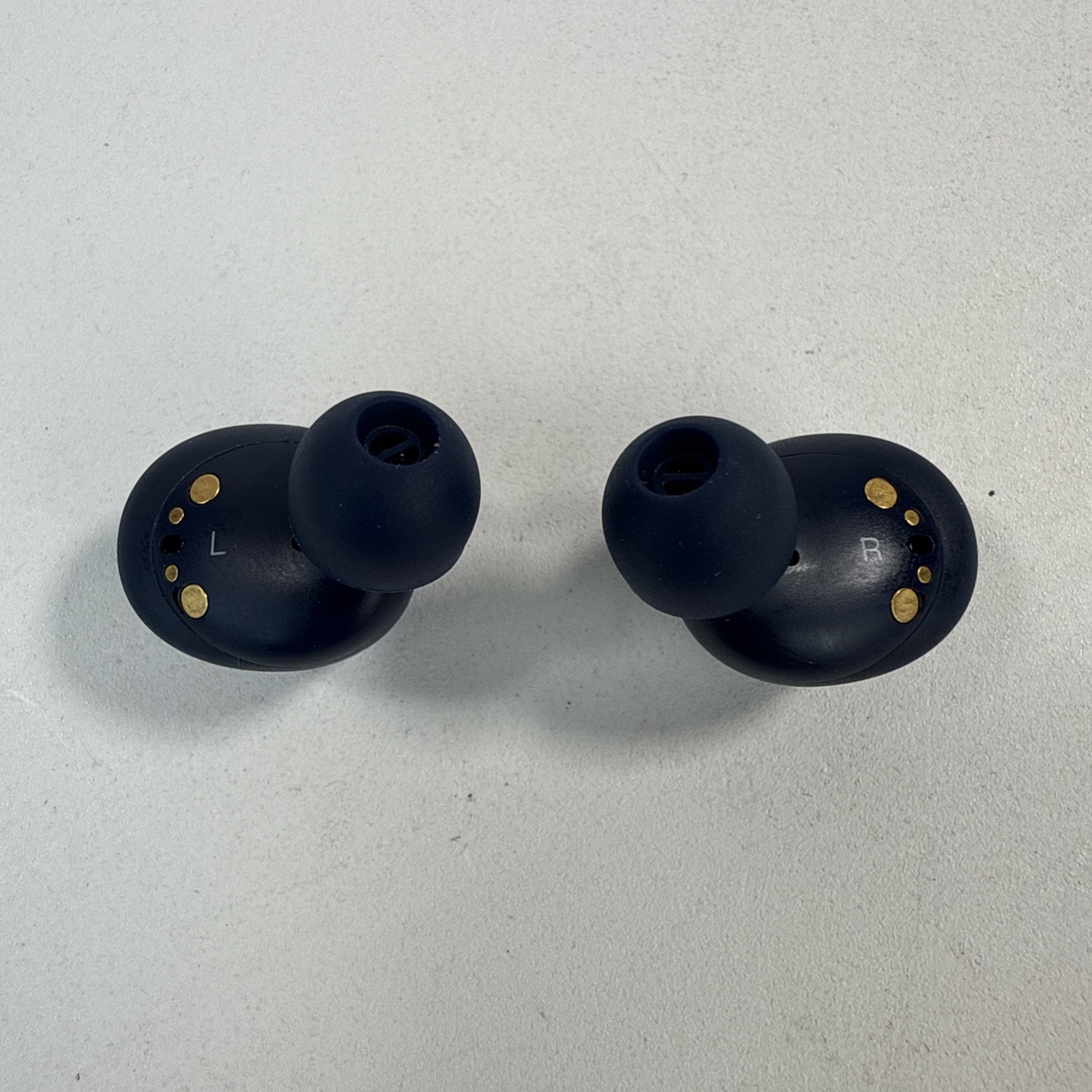 Bowers & Wilkins Pi8 In-Ear Wireless Noise Cancelling Headphones – Midnight Blue