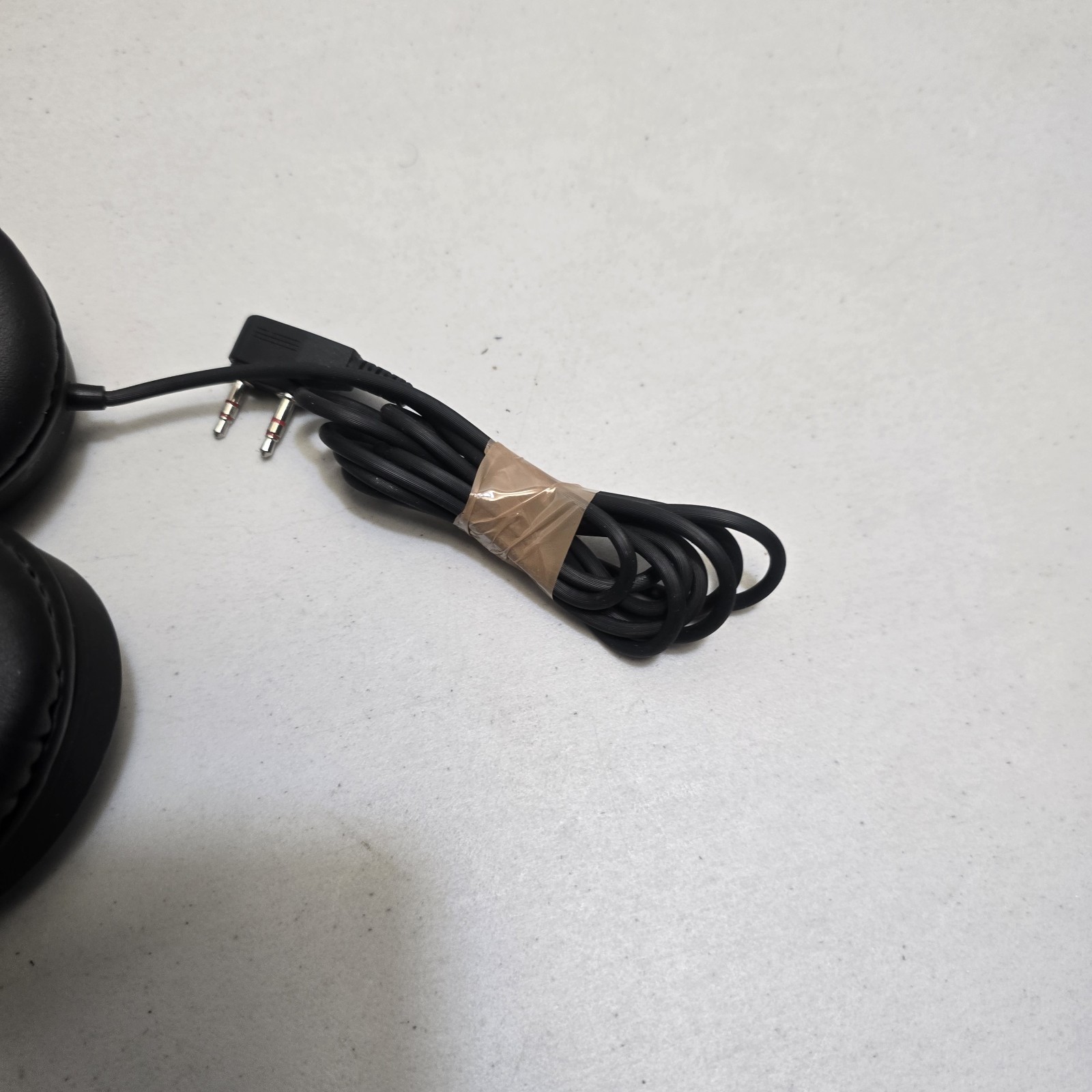 Delta Airlines Premium Noise Canceling Headphones Wired 208423-LN1-52 Works
