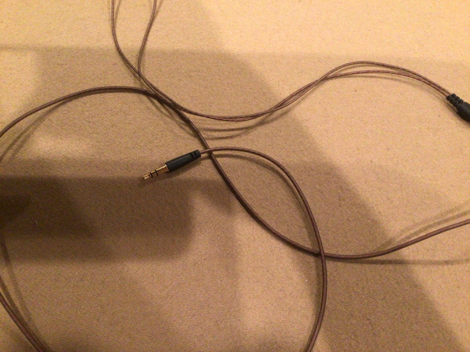 Iconic 1979 Sony MDR-3L2 Headphones: Sound Great with New Ear Pads and Cord