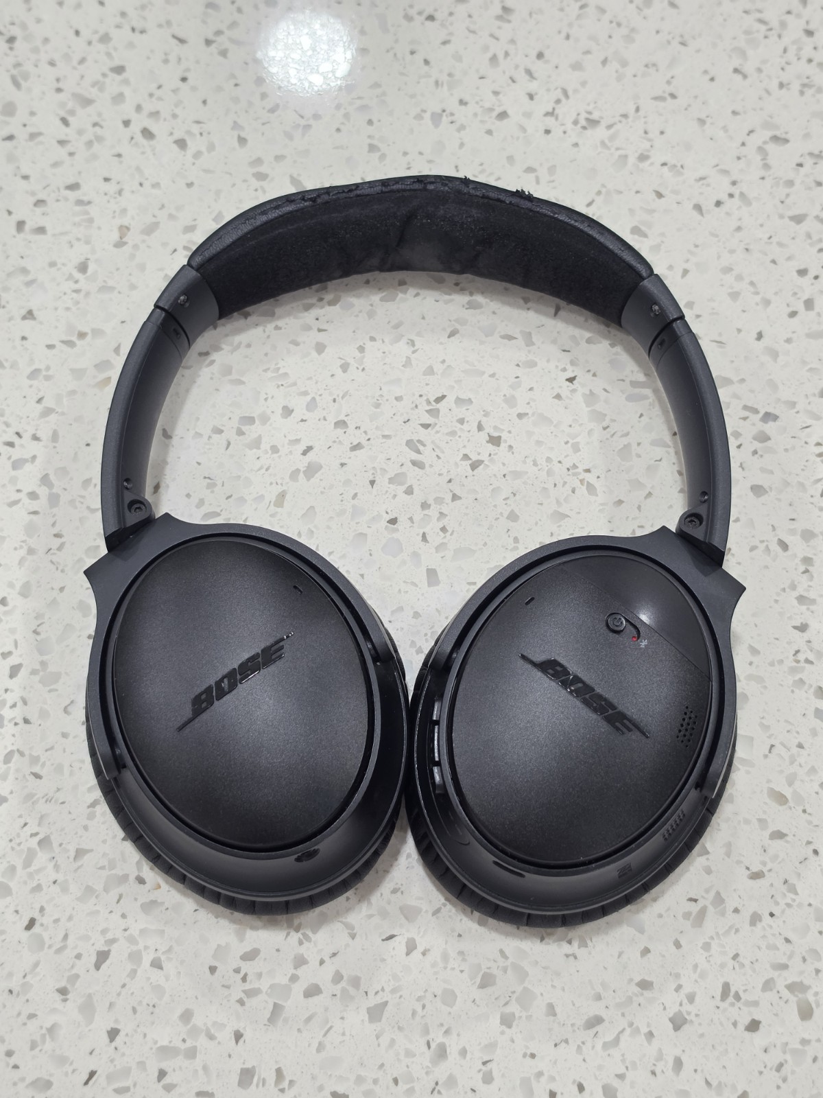 Bose QuietComfort 35 Wireless Noise-Cancelling Headphones – Black