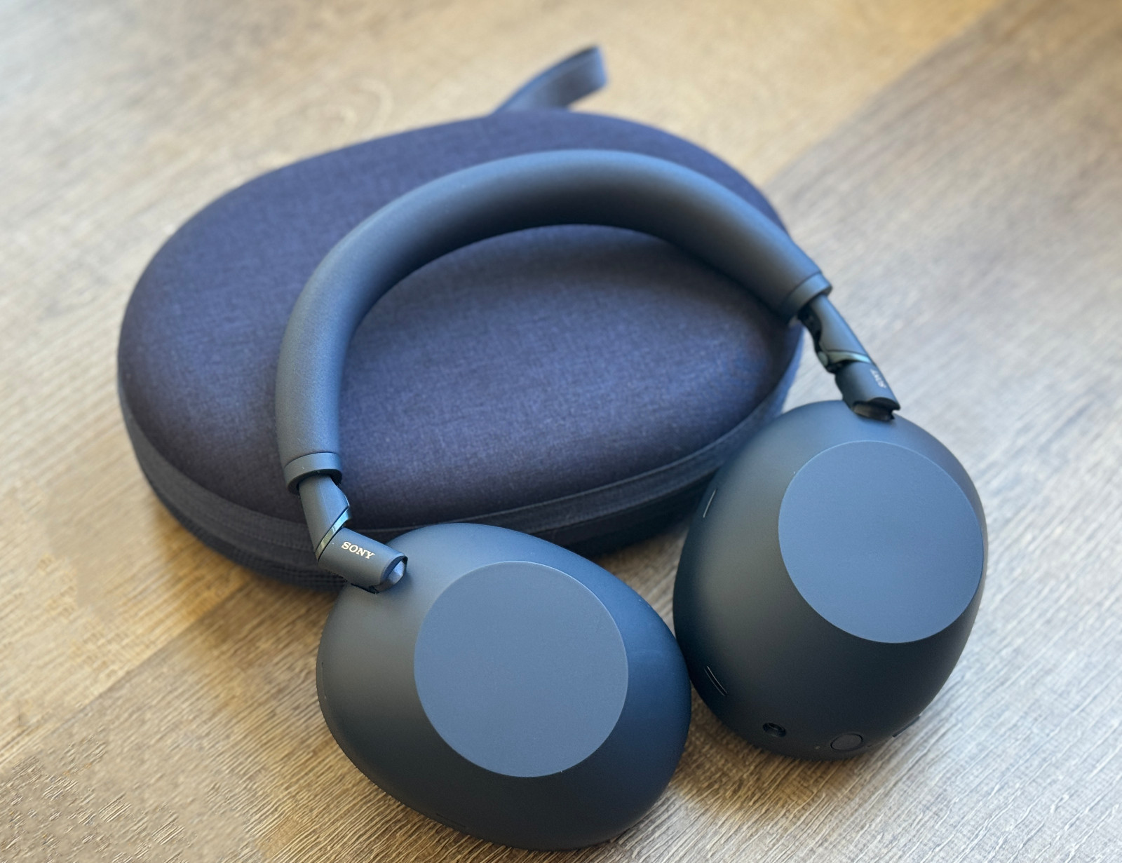 SONY WH-1000XM6 Wireless Noise Canceling Headphones w/ CASE- BLUE #E