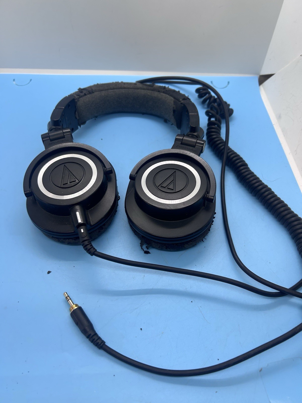 Audio-Technica ATH-M50x Over-Ear Headphones ATHM50X. Tested / Works