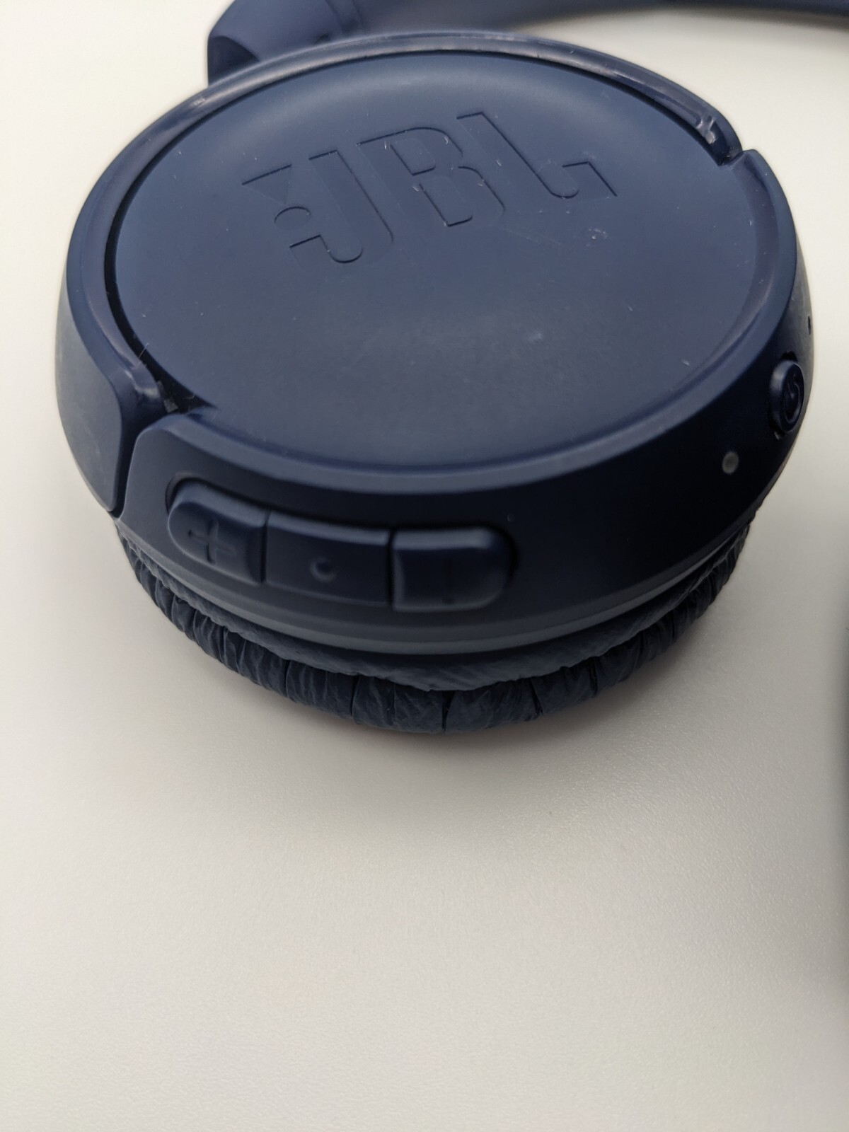 JBL Tune 510BT Wireless on-ear headphones Tested