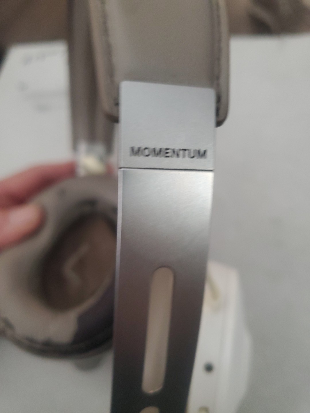 Sennheiser momentum 3 wireless headphones Tested Working
