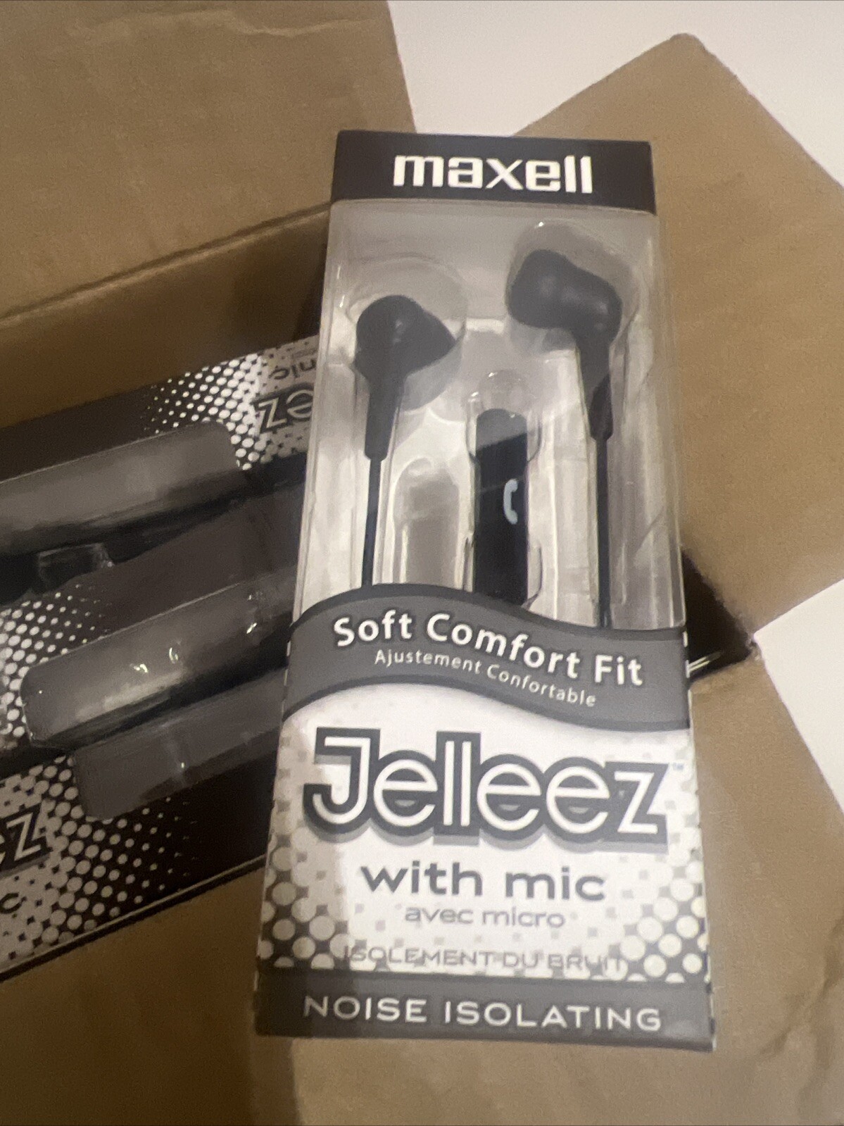8 Lot Maxell 191569 JELM-BK Jelleez Earbuds Soft Comfort Fit with Mic. Free Ship