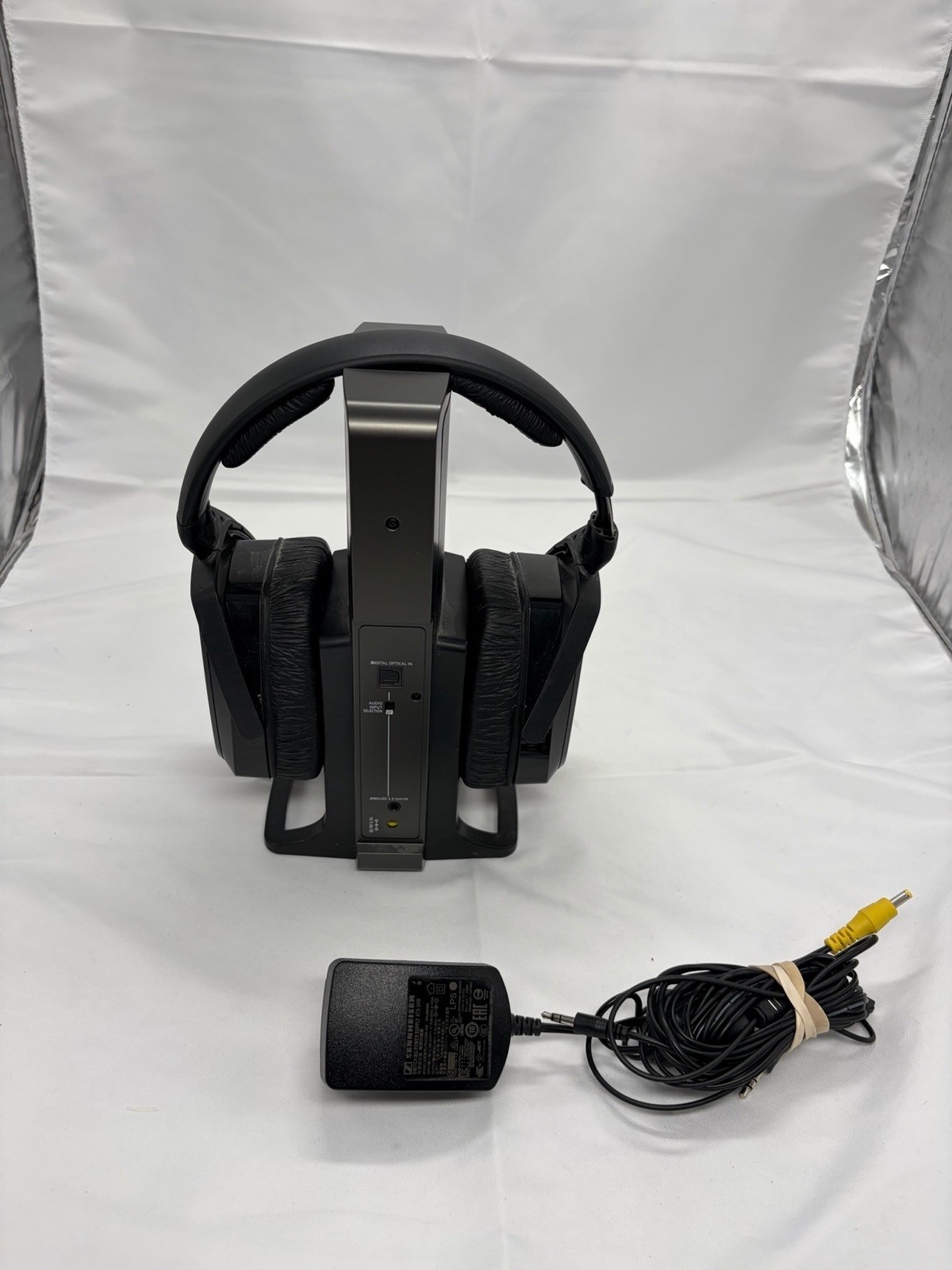 Sennheiser HDR 175 RF Wireless Headphones With TR 175 Transmitter Dock TESTED!