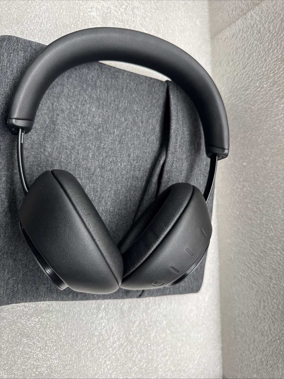 Used Dolby Dimension Wireless Headphones – Active Noise Cancellation Grade A