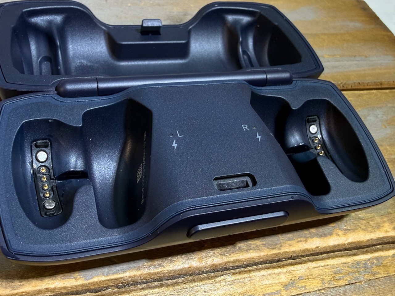 Bose Soundsport Free Wireless Earphones Blue Green LEFT ONLY NO RIGHT