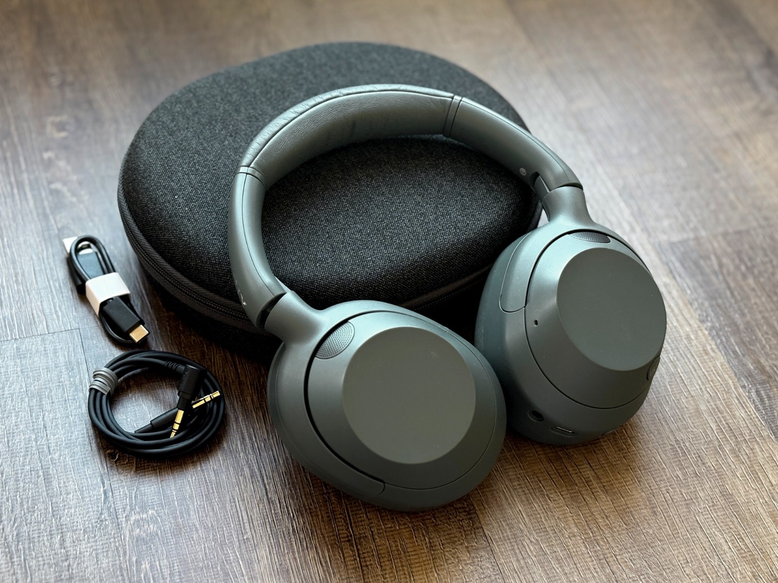 SONY WH-ULT900N Wireless Noise Canceling Bluetooth Headphones – FOREST GRAY #VG