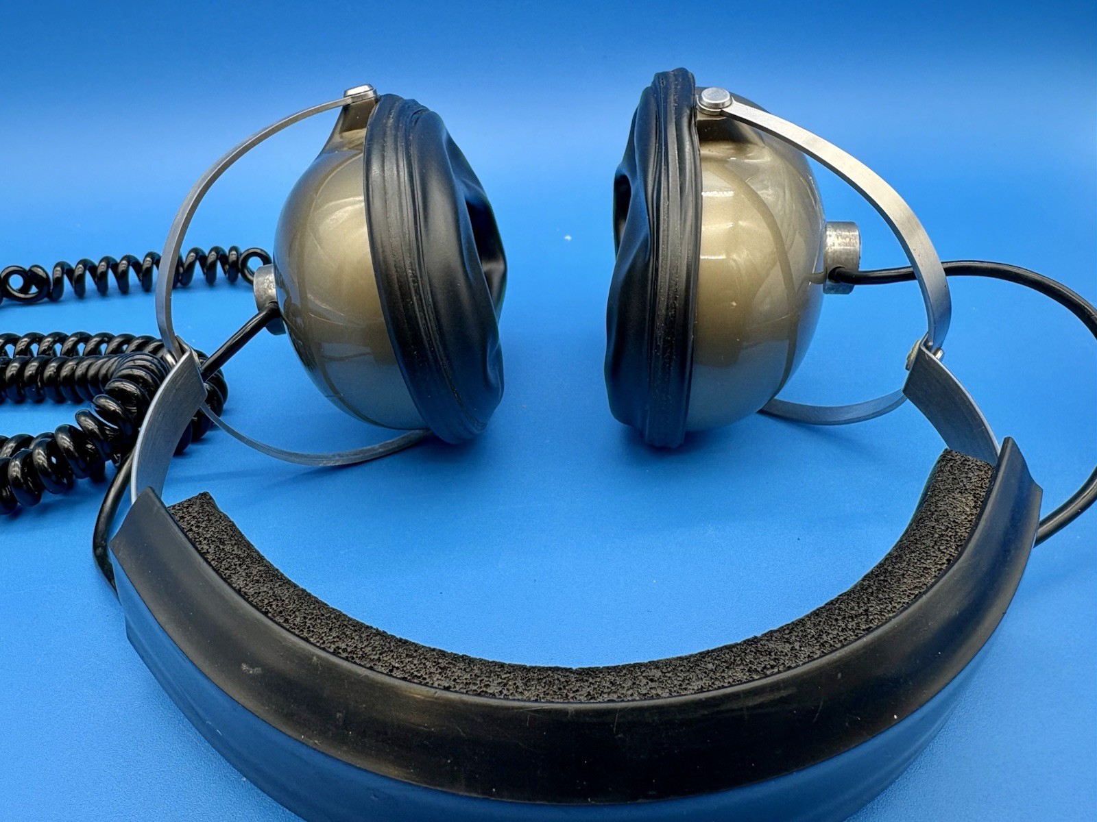 Vintage Koss Pro 4A Stereophones Wired Closed Ear Headphones – Working Condition