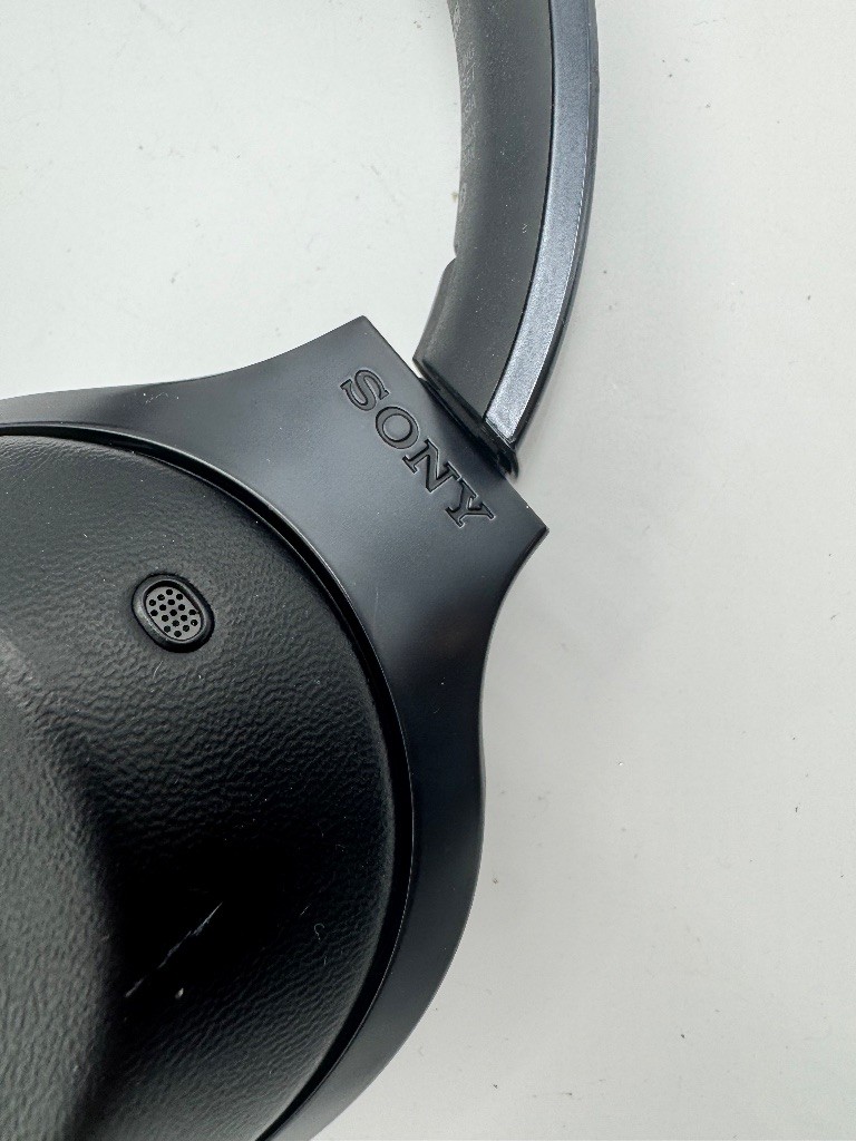 Sony MDR-1000X Wireless Noise Canceling Bluetooth Headphones Black Over-Ear
