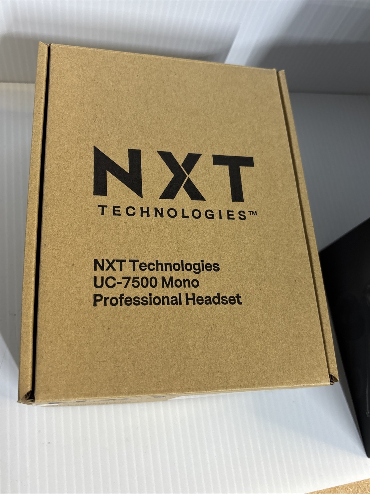 NXT Technologies UC-7500 Mono Professional Wireless HeadSet (63)