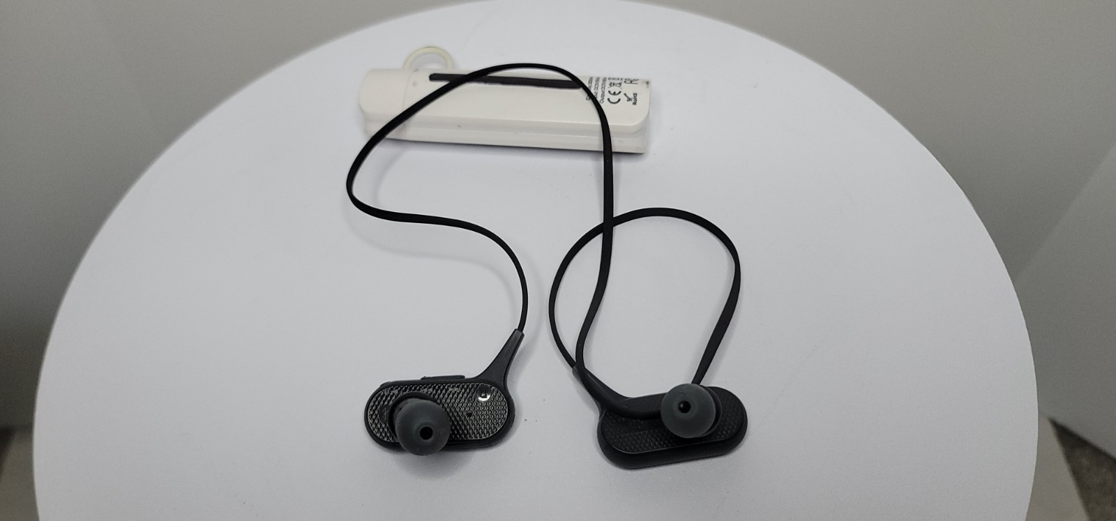 Sony Extra Bass Stereo Earbuds, In-Ear, Wireless, Black, MDR-XB50BS / Excellent