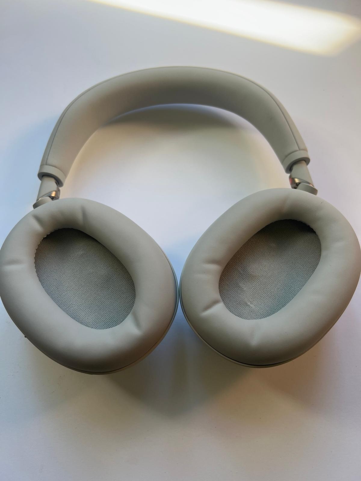 Certified Sony WH-1000XM6 Wireless Noise Cancelling Headphones Platinum Silver