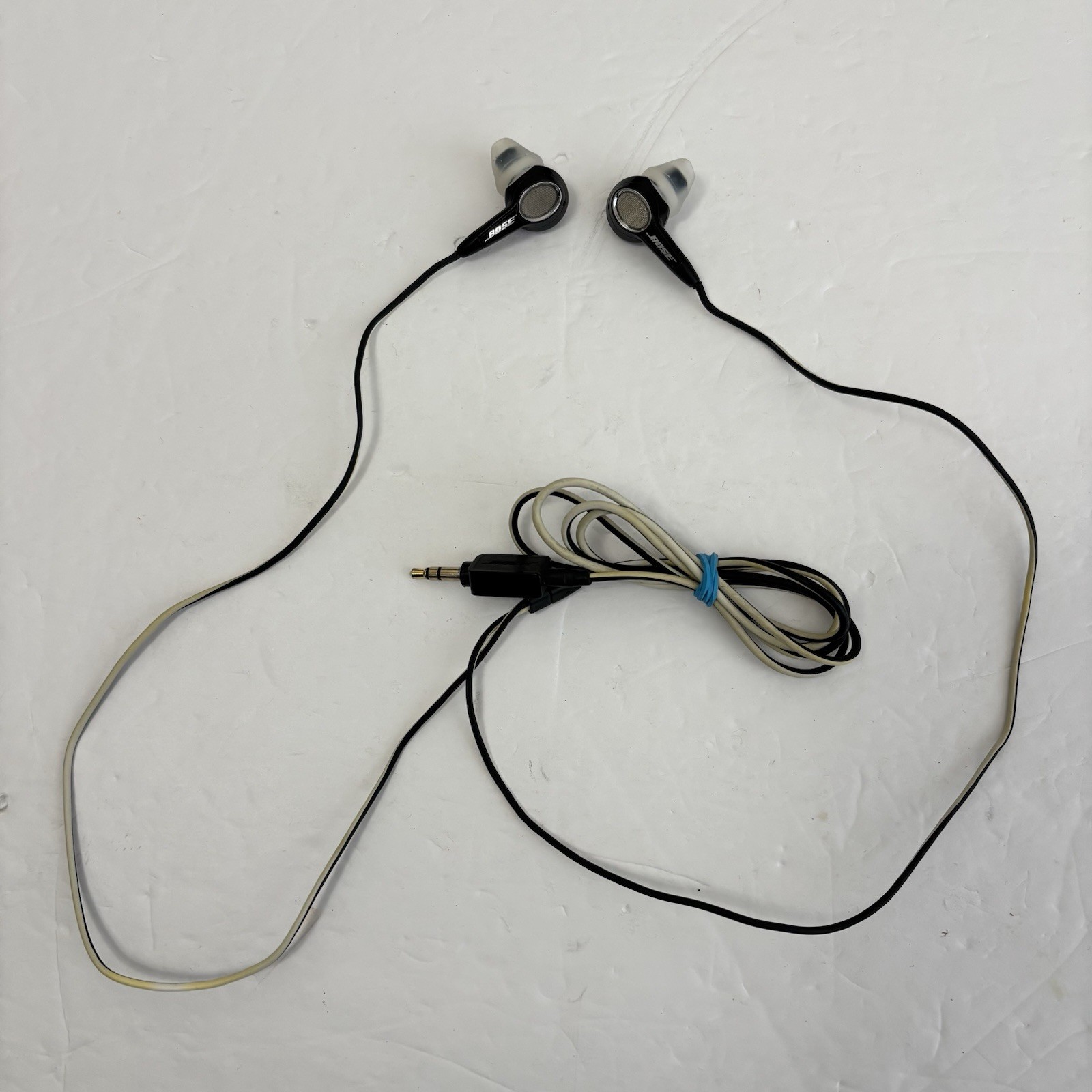 Bose TriPort IE In-Ear Mobile Headphones Tested