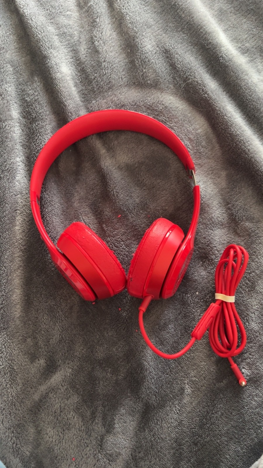 Beats by Dr. Dre Solo2 Over the Ear Headphones Wired- Red