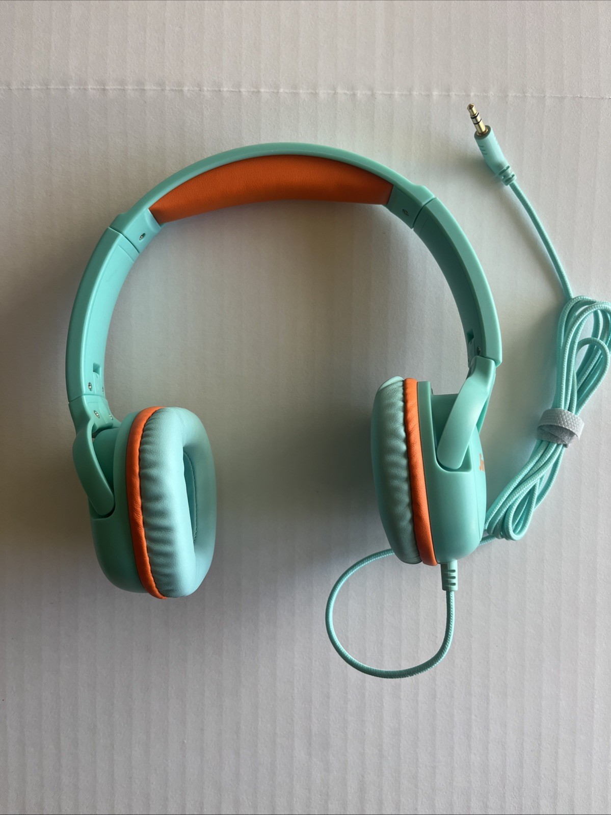 Jimonyer Kids Headphones for School 3.5mm Jack Wired Headphones for Kids with…