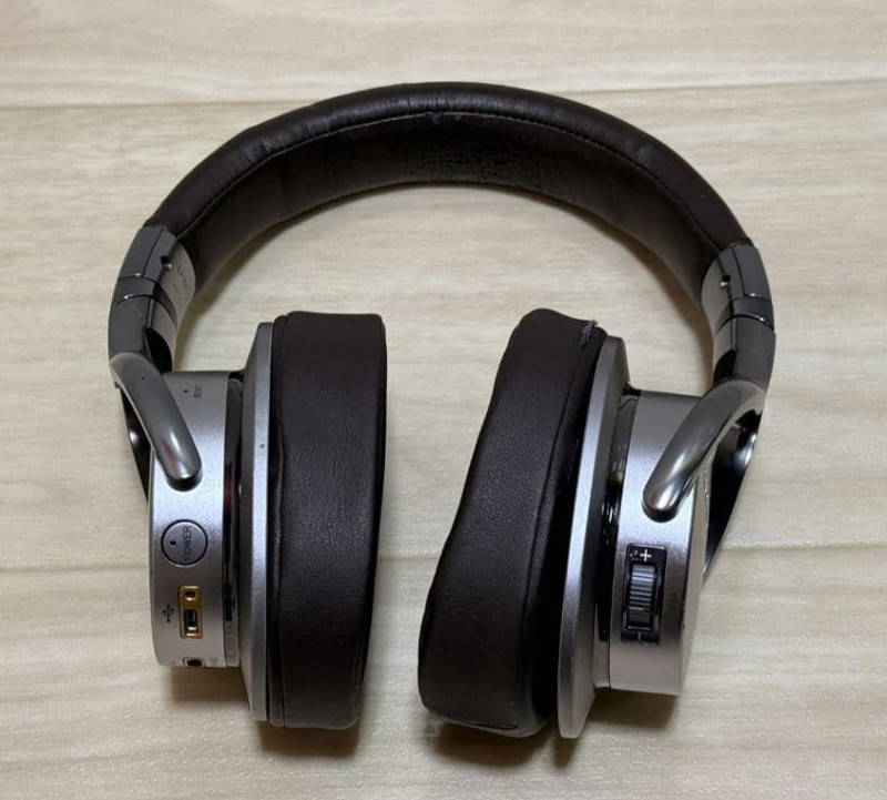 SONY MDR-1ADAC Stereo headphones Closed Dynamic Hi-Res AUDIO USB DAC Silver