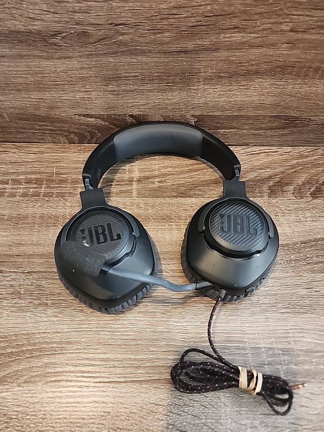 JBL Quantum 100 Wired Over-Ear Gaming Headphones – Black